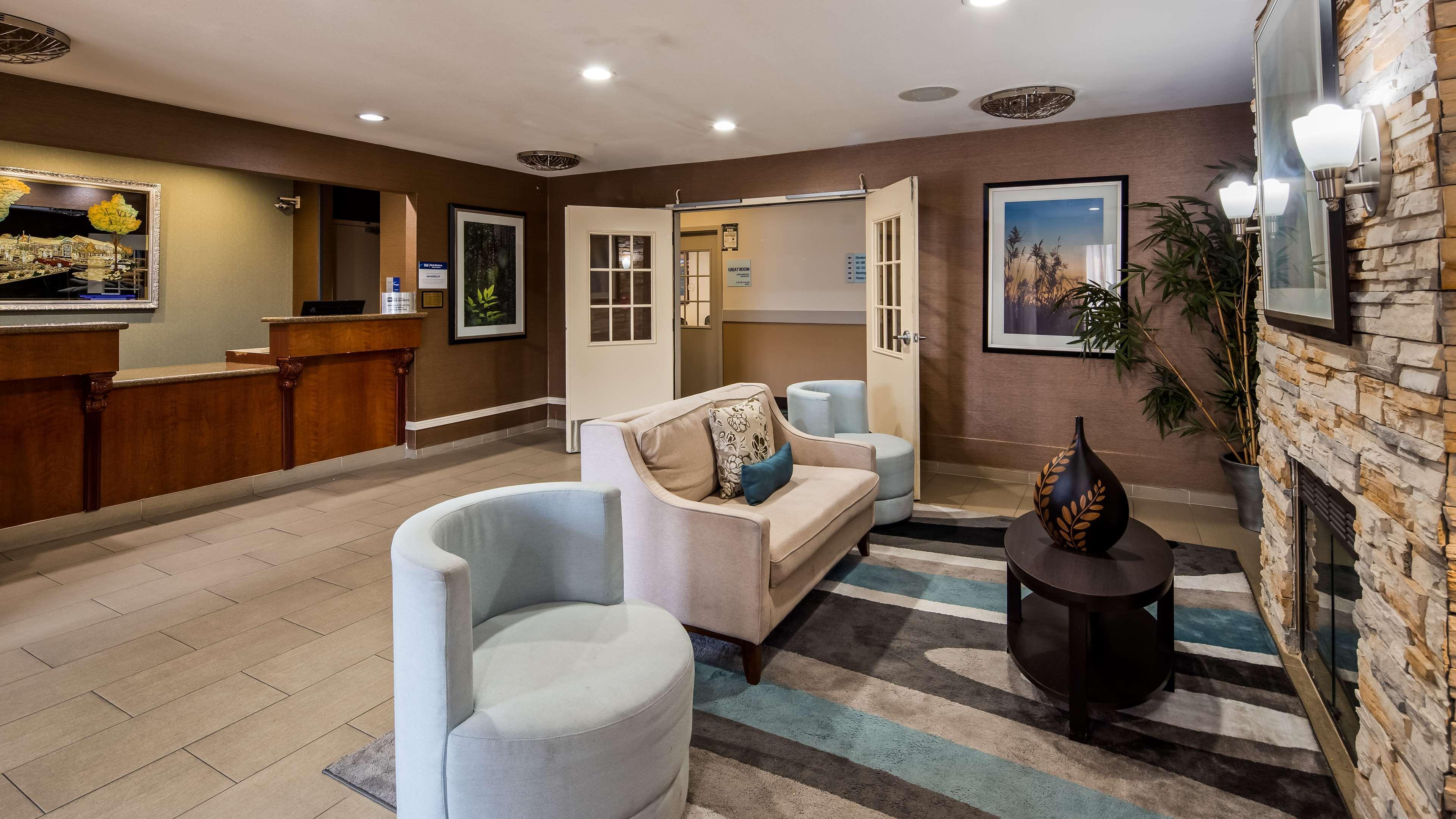 Best Western Brentwood Inn Dış mekan fotoğraf
