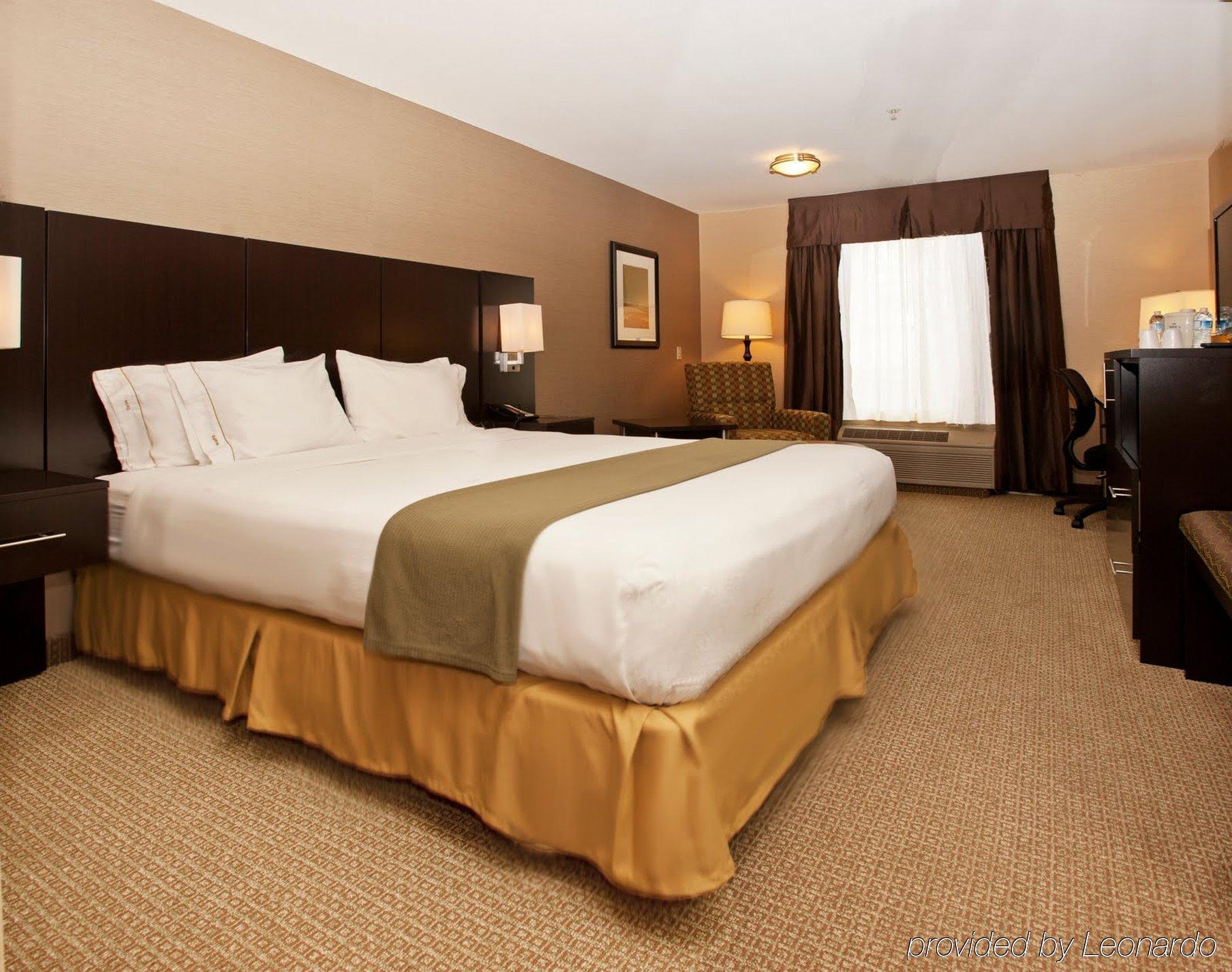 Best Western Brentwood Inn Oda fotoğraf